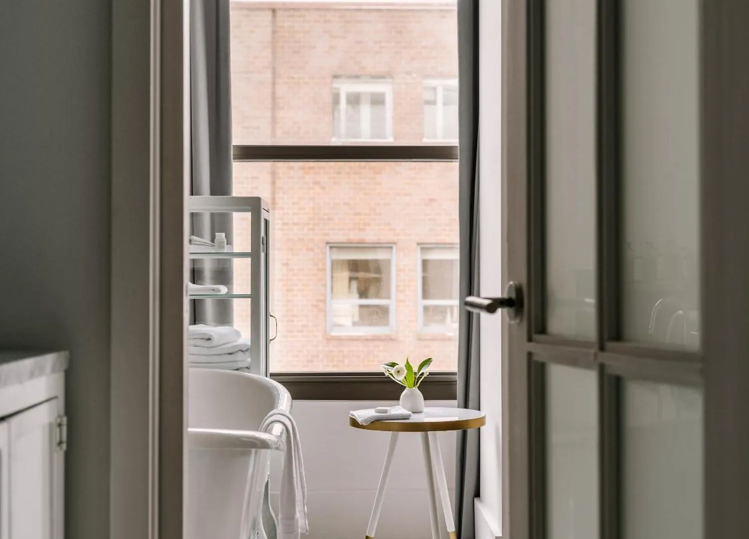 Duane Street Hotel Tribeca, Sonder