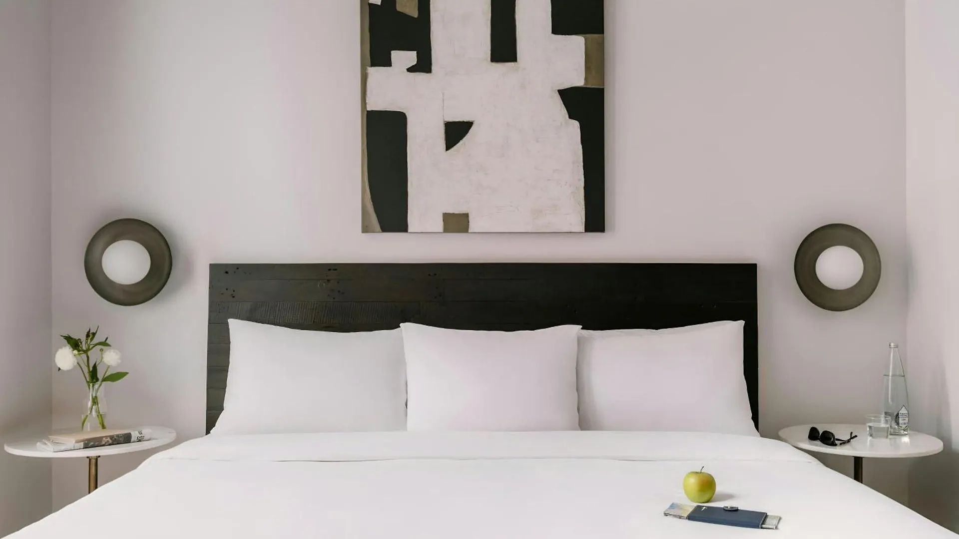 Duane Street Hotel Tribeca, Sonder